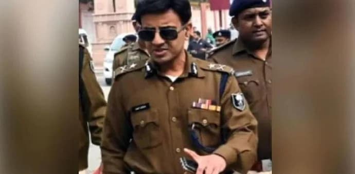 IPS Amit Lodha has been accused of using his position as an IPS officer for financial gains IPS Amit Lodha has been accused of using his position as an IPS officer for financial gains