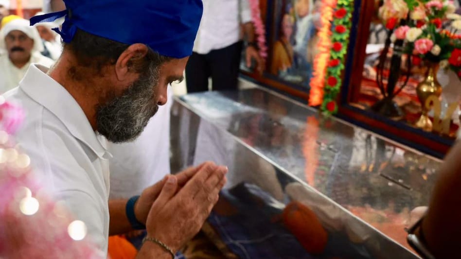 PM Modi's mother hospitalised: Rahul Gandhi wishes speedy recovery to Heeraben Modi (Photo: Twitter) PM Modi's mother hospitalised: Rahul Gandhi wishes speedy recovery to Heeraben Modi (Photo: Twitter)