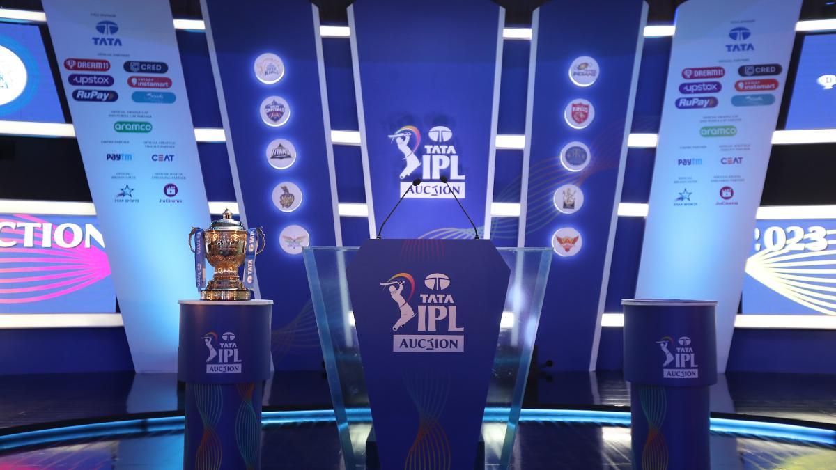 IPL 2025 Auction ends Hereโs the full list of 10 squads BusinessToday
