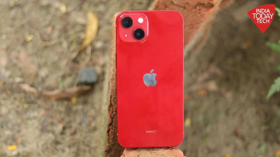iPhone 13 can be bought at under Rs 60,000 on Vijay Sales, here’s how the deal works iPhone 13 can be bought at under Rs 60,000 on Vijay Sales, here’s how the deal works