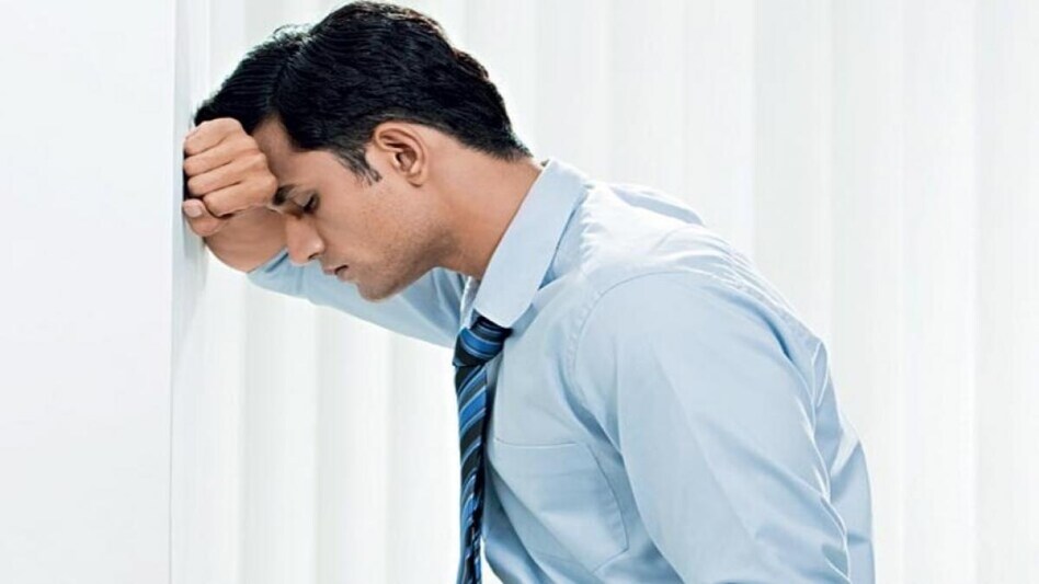 "I sit and I read the newspaper and I eat my sandwich." "I sit and I read the newspaper and I eat my sandwich."