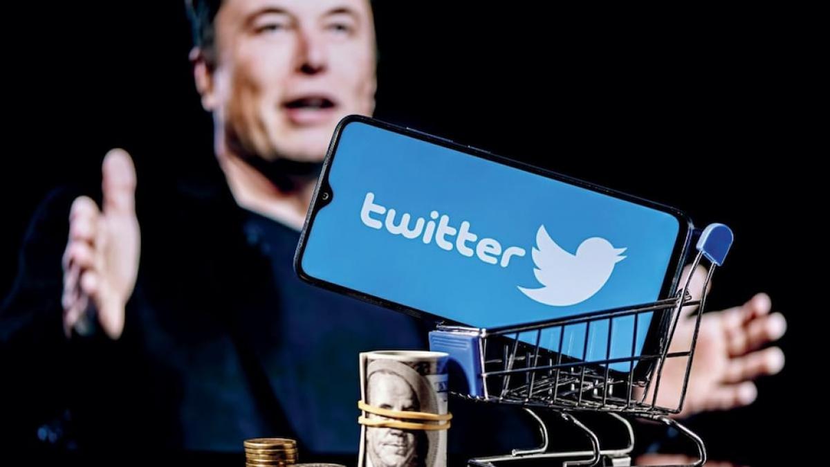 Musk tweeted earlier this week that the social media company has been "in the fast lane to bankruptcy since May."