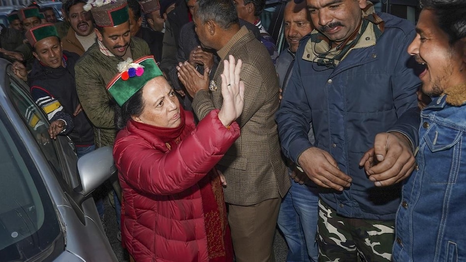 Himachal Pradesh Congress President Pratibha Singh arrives to attend a meeting of the party after the Assembly results, in Shimla (Photo: PTI) Himachal Pradesh Congress President Pratibha Singh arrives to attend a meeting of the party after the Assembly results, in Shimla (Photo: PTI)
