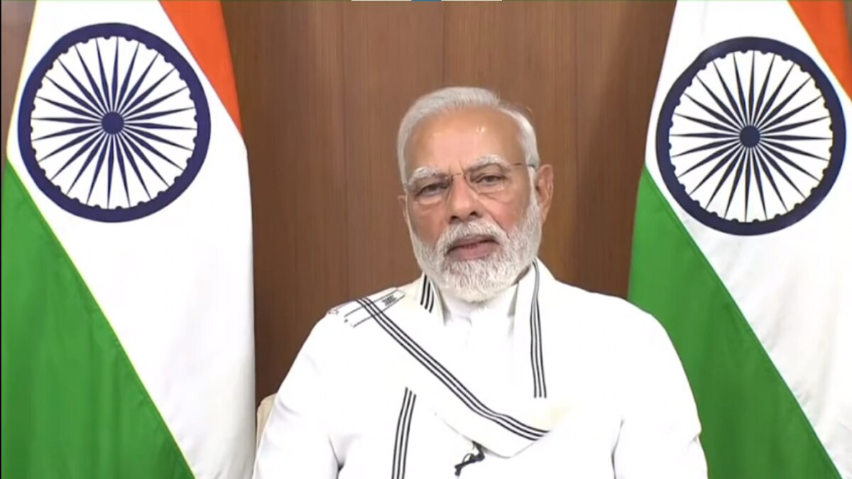 PM Modi apologises for not being physically present in Bengal as he virtually flags off Bengal's Vande Bharat train PM Modi apologises for not being physically present in Bengal as he virtually flags off Bengal's Vande Bharat train