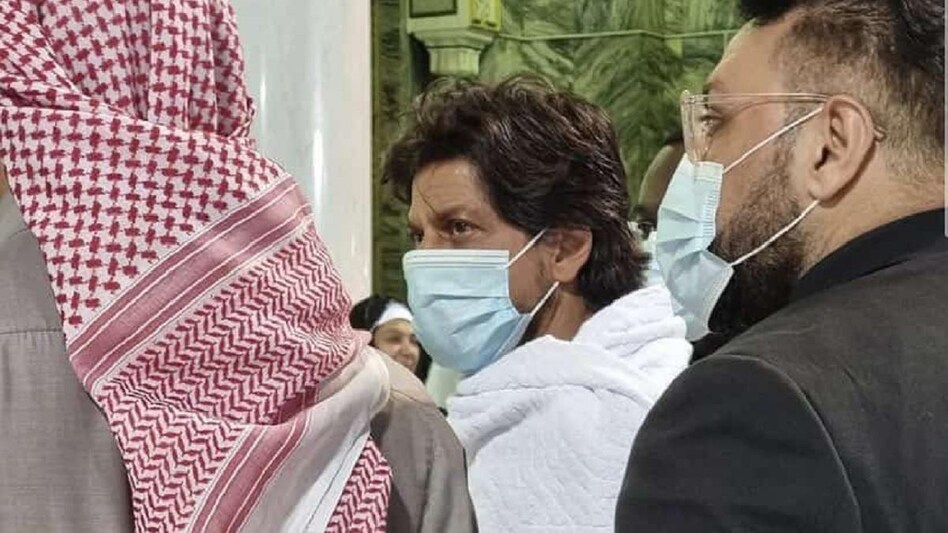Shah Rukh Khan at Mecca Shah Rukh Khan at Mecca