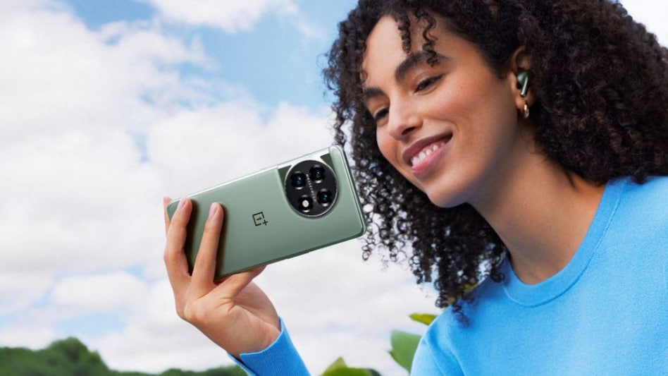 OnePlus 11 will get big circular camera bump on the back panel OnePlus 11 will get big circular camera bump on the back panel