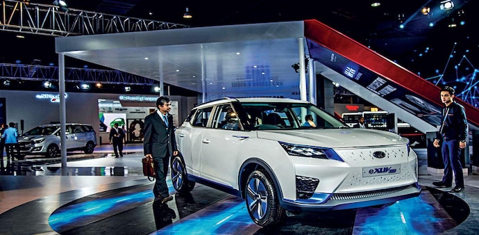 SPEED BUMP Mahindra & Mahindra showcases the XUV300 electric vehicle at Auto Expo 2020. The brand, along with many other popular names, will be sorely missed at the Auto Expo of 2023. (Image: Getty) SPEED BUMP Mahindra & Mahindra showcases the XUV300 electric vehicle at Auto Expo 2020. The brand, along with many other popular names, will be sorely missed at the Auto Expo of 2023. (Image: Getty)