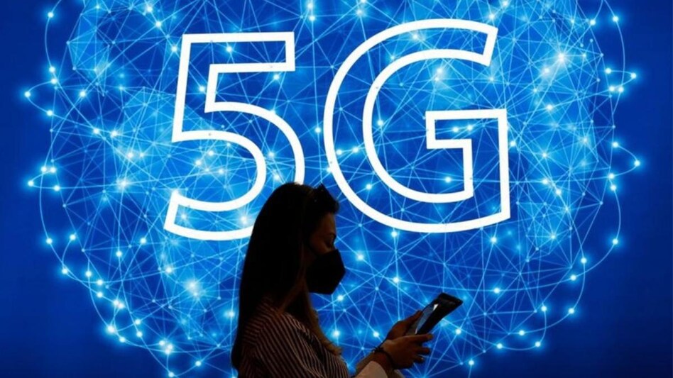 Motorola rolling out update to unlock Jio 5G: Check out all eligible smartphones Motorola rolling out update to unlock Jio 5G: Check out all eligible smartphones