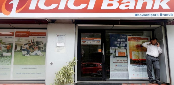 ICICI Bank is well-placed to ride the rising interest rate environment with a floating-rate book of 70 per cent, said Motilal Oswal Securities. (Photo: Reuters) ICICI Bank is well-placed to ride the rising interest rate environment with a floating-rate book of 70 per cent, said Motilal Oswal Securities. (Photo: Reuters)