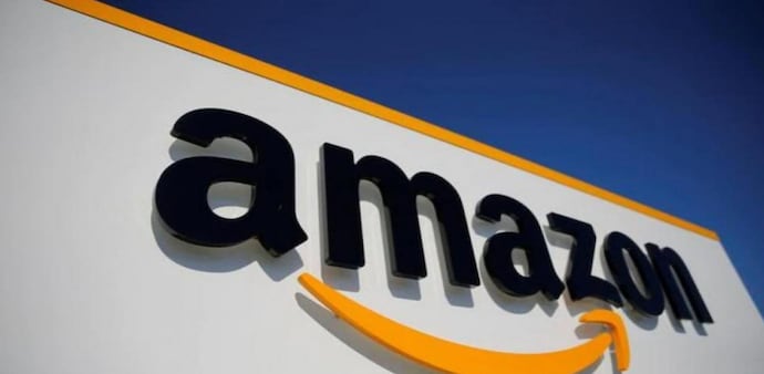 18,000 job cuts amount to 6% of Amazon's roughly 300,000-person corporate workforce 18,000 job cuts amount to 6% of Amazon's roughly 300,000-person corporate workforce