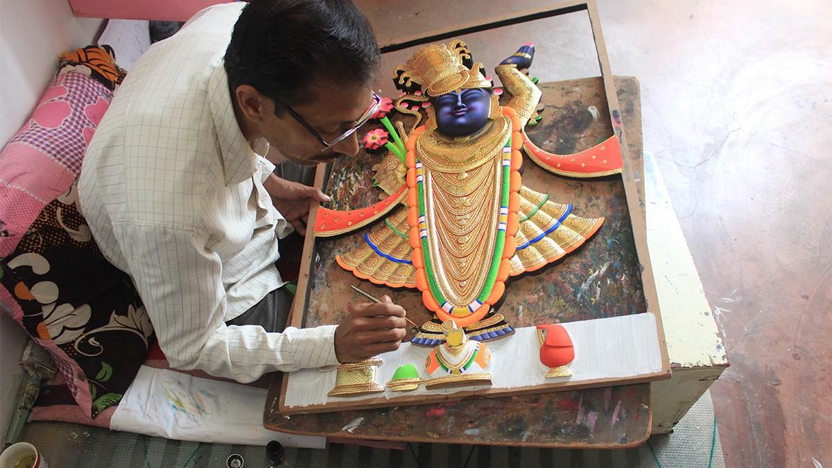 This woman entrepreneur is clocking over Rs 2 crore revenue from her art-tech company