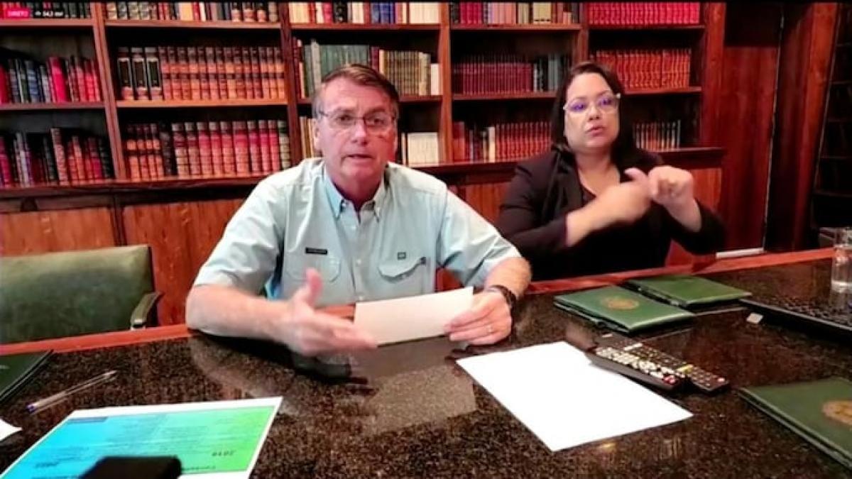 Bolsonaro in Florida hospital; over 1,500 supporters detained after Brasilia riots