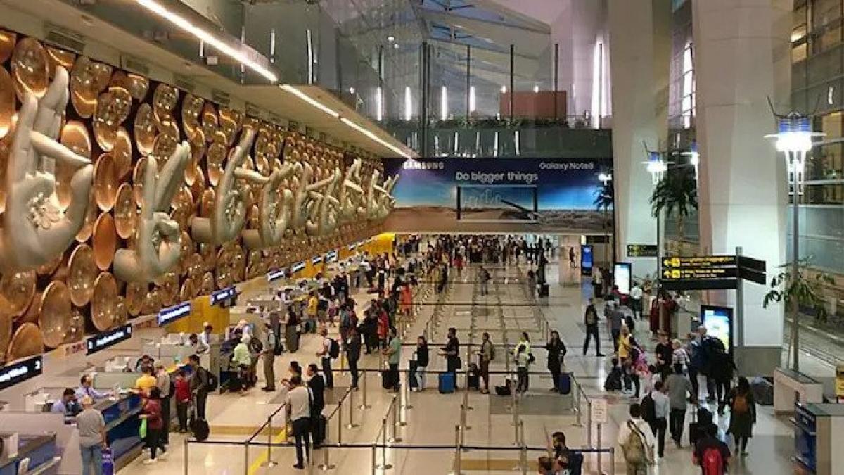 Another 'pee-gate'! Drunk passenger publicly urinates at Terminal 3 of Delhi airport