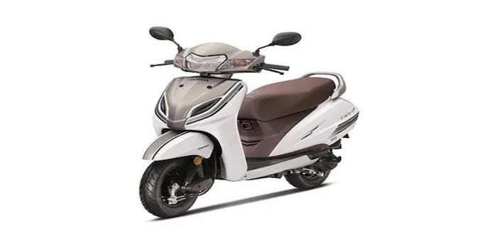 Honda intends to install more than 6,000 battery-swapping stations at its customer touchpoints. Honda intends to install more than 6,000 battery-swapping stations at its customer touchpoints.
