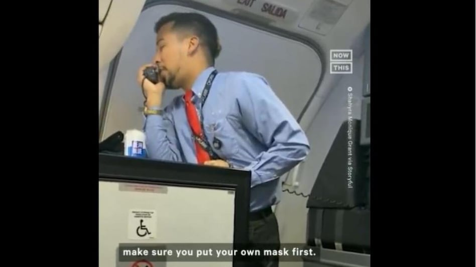 The unnamed flight attendant cracks jokes in this video about everything The unnamed flight attendant cracks jokes in this video about everything