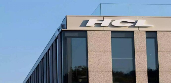 HCL Tech reported a strong growth in the software business (12 per cent of revenue) at 30.5 per cent QoQ CC. It reported core services business revenue growth at 2.2 per cent QoQ. HCL Tech reported a strong growth in the software business (12 per cent of revenue) at 30.5 per cent QoQ CC. It reported core services business revenue growth at 2.2 per cent QoQ.