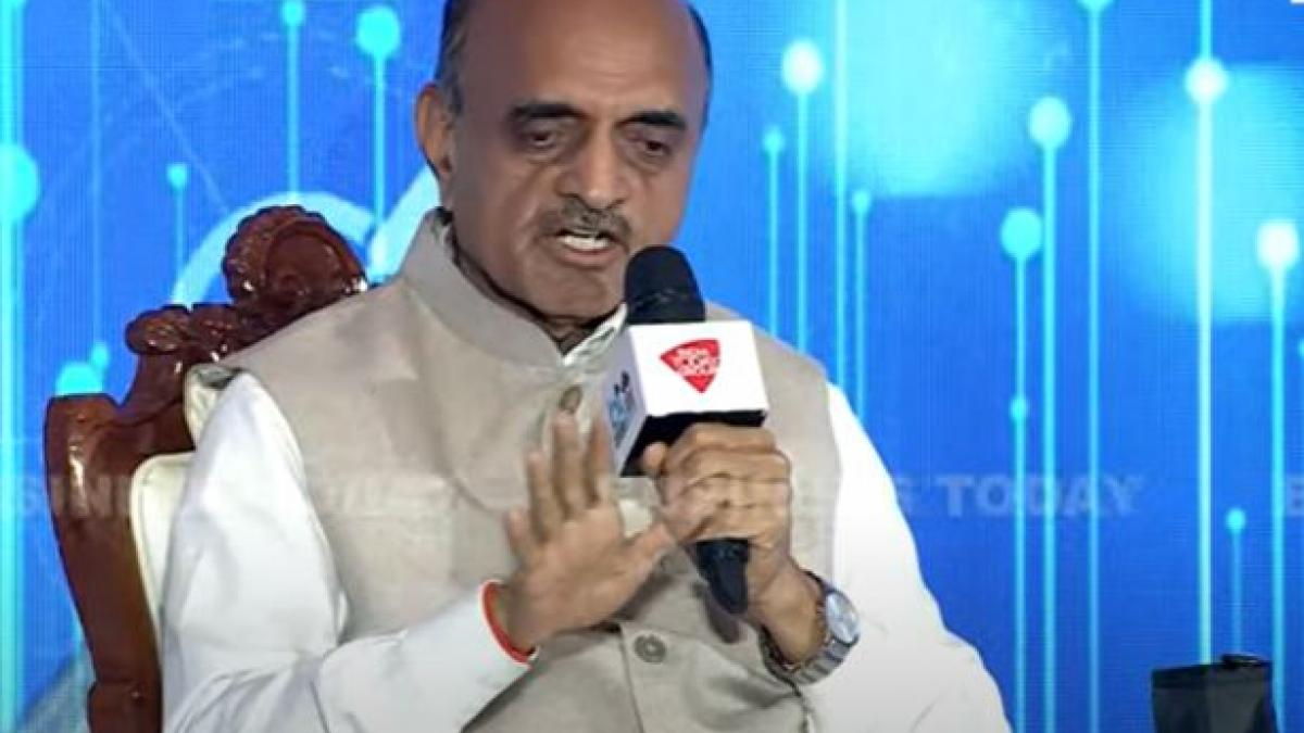 Karad also revealed how he saved a man on flight. Karad also revealed how he saved a man on flight.