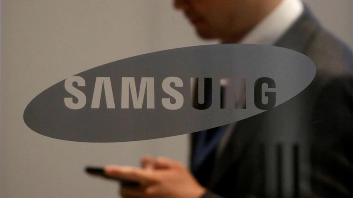 Samsung's quarterly profit plunges to 8-year low on demand slump