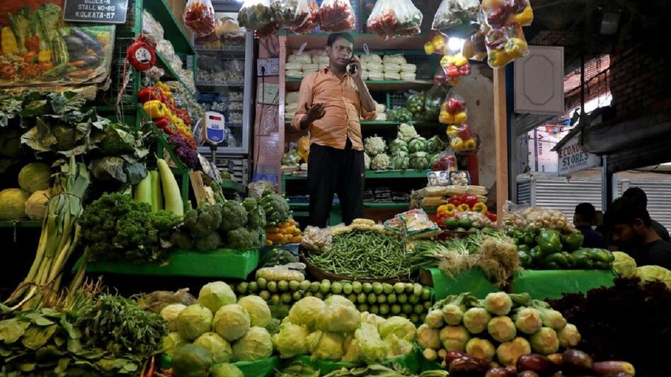 Retail inflation marginally eases to 5.72% in December Retail inflation marginally eases to 5.72% in December