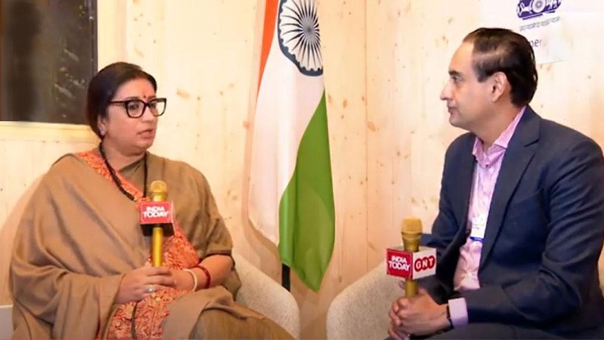 Minister Smriti Irani with India Today’s Rahul Kanwal at World Economic Forum, Davos Minister Smriti Irani with India Today’s Rahul Kanwal at World Economic Forum, Davos