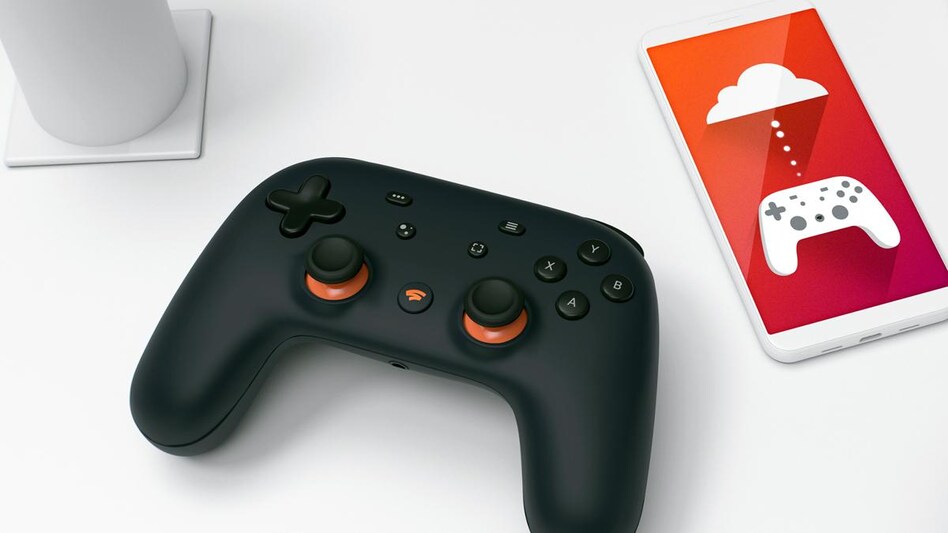 Stadia allowed players to use a variety of controllers, including the Stadia Controller, as well as select third-party controllers. Stadia allowed players to use a variety of controllers, including the Stadia Controller, as well as select third-party controllers.