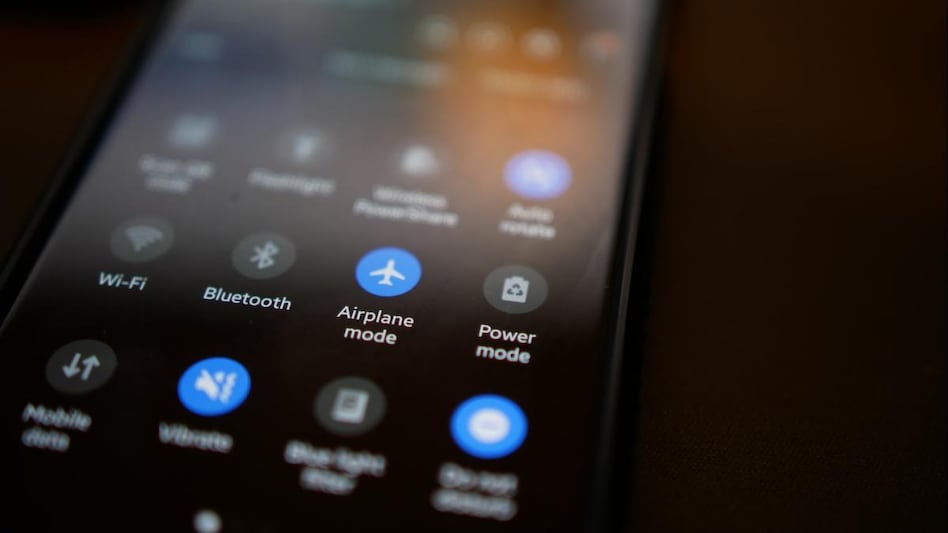 What is Airplane mode and why do airlines ask passengers to turn it on during a flight? What is Airplane mode and why do airlines ask passengers to turn it on during a flight?