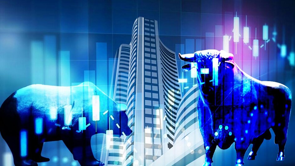 HCL Technologies, the third largest IT player, saw its shares rising up 3.3 per cent to Rs 1,066.85. The m-cap of this IT major rose Rs 9,552.10 crore to Rs 2.89 lakh crore from Rs 2.80 lakh crore a day ago HCL Technologies, the third largest IT player, saw its shares rising up 3.3 per cent to Rs 1,066.85. The m-cap of this IT major rose Rs 9,552.10 crore to Rs 2.89 lakh crore from Rs 2.80 lakh crore a day ago