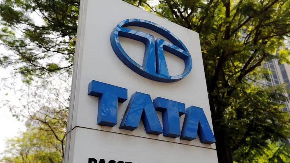 On Wednesday, Tata Motors' share price closed trading 0.7% lower at Rs 419 On Wednesday, Tata Motors' share price closed trading 0.7% lower at Rs 419