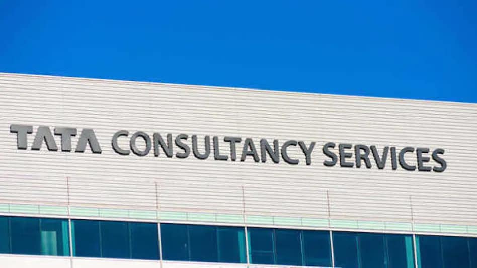 TCS Q3 results: Operating margin for the quarter stood at 24.5 per cent, down 0.5 per cent YoY. TCS Q3 results: Operating margin for the quarter stood at 24.5 per cent, down 0.5 per cent YoY.