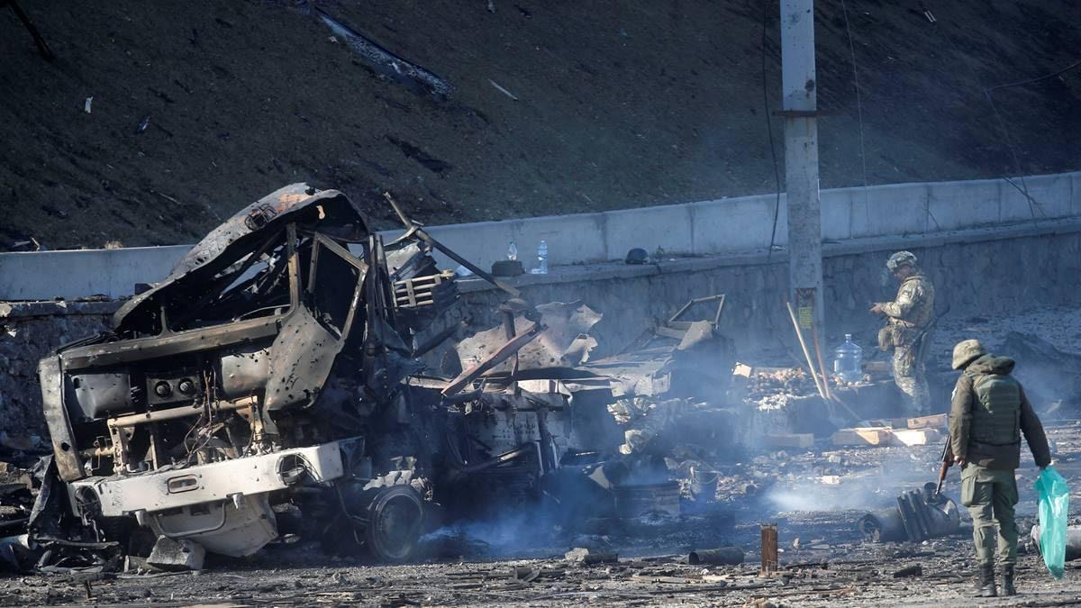 By 3 a.m. local time (0100 GMT), Ukraine's air defence systems destroyed 16 air objects above Kyiv, the city's military administration said. Air raid sirens were wailing by that time for more than three hours. By 3 a.m. local time (0100 GMT), Ukraine's air defence systems destroyed 16 air objects above Kyiv, the city's military administration said. Air raid sirens were wailing by that time for more than three hours.