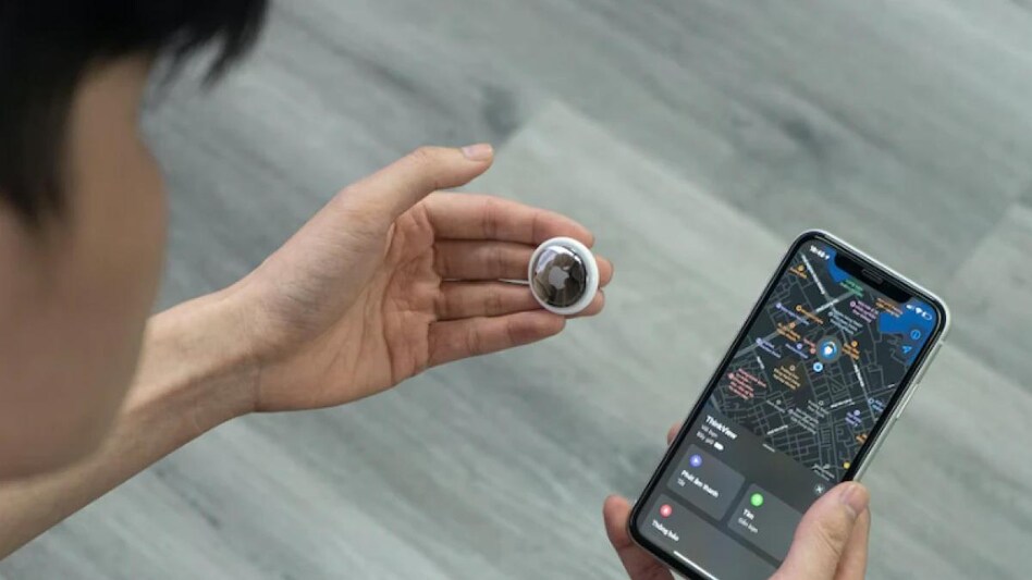 Google’s AirTag-like device will be designed to compete with Apple’s AirTag and Tile trackers. Google’s AirTag-like device will be designed to compete with Apple’s AirTag and Tile trackers.