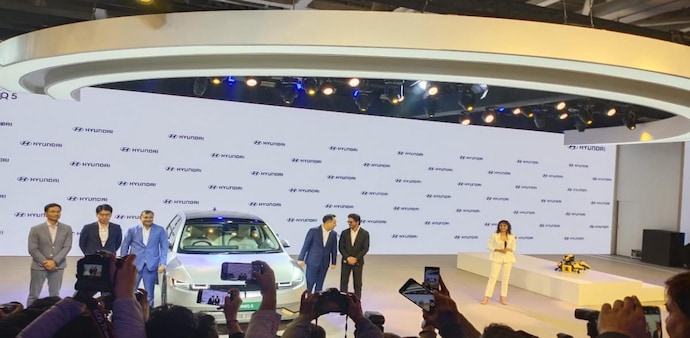 The Hyundai Ioniq 5 all-electric crossover was launched at the Auto Expo in New Delhi by brand ambassador Shah Rukh Khan. The Hyundai Ioniq 5 all-electric crossover was launched at the Auto Expo in New Delhi by brand ambassador Shah Rukh Khan.