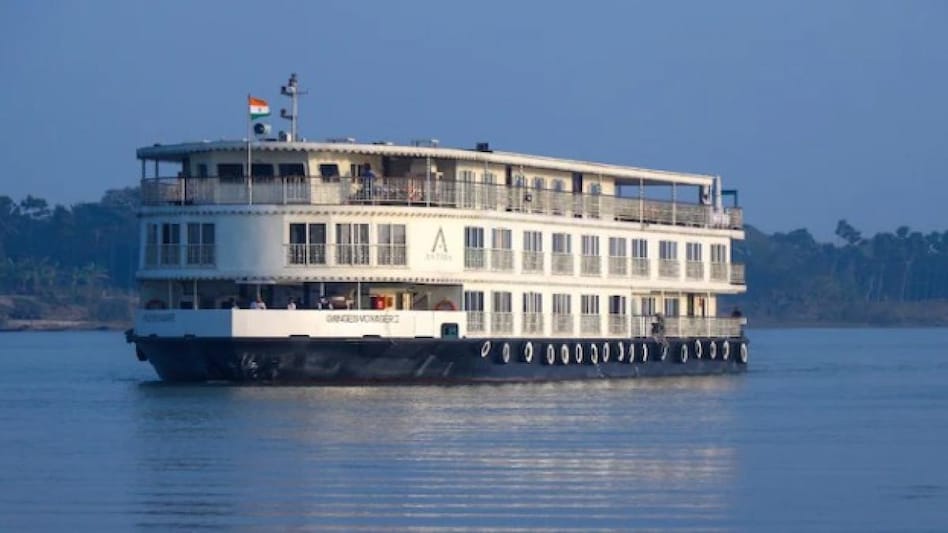 तीन दिन पहले साहिबगंज पहुंचा गंगा विलास क्रूज - Ganga Vilas Cruise reached Sahibganj three days ago