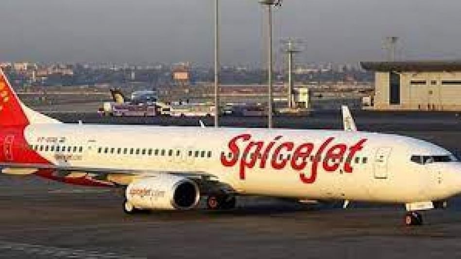 As per the passenger, the airline staff initially stated that the aircraft was delayed due to inclement weather As per the passenger, the airline staff initially stated that the aircraft was delayed due to inclement weather