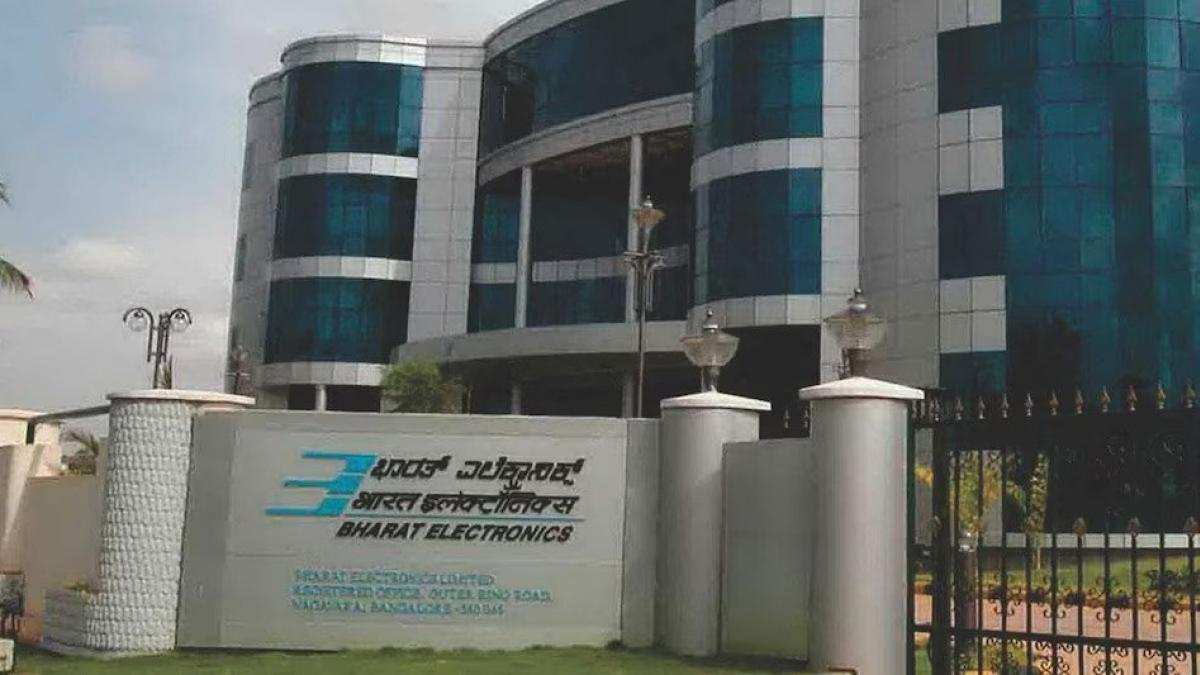 BEL signs two MoUs for the Advanced Medium Combat Aircraft programme with DRDO, Cisco