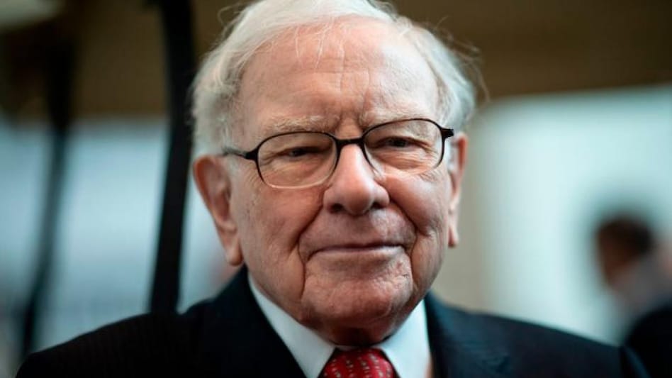 Buffett says Berkshire owns publicly-traded stocks based on its expectations about their long-term business performance, not because it views them as vehicles for adroit purchases and sales. Buffett says Berkshire owns publicly-traded stocks based on its expectations about their long-term business performance, not because it views them as vehicles for adroit purchases and sales.