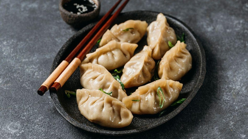 Order momos on WhatsApp, here's how Order momos on WhatsApp, here's how