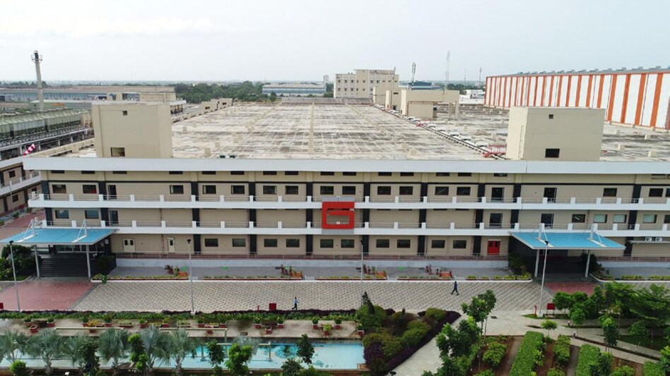 Shares of Gland Pharma are trading higher than the 5 day moving averages but lower than 20 day, 50 day, 100 day and 200 day moving averages. Shares of Gland Pharma are trading higher than the 5 day moving averages but lower than 20 day, 50 day, 100 day and 200 day moving averages.