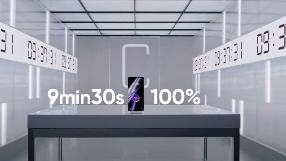 Realme demonstrates GT 3 phone's 240W charging speed, full battery in just 9 minutes Realme demonstrates GT 3 phone's 240W charging speed, full battery in just 9 minutes