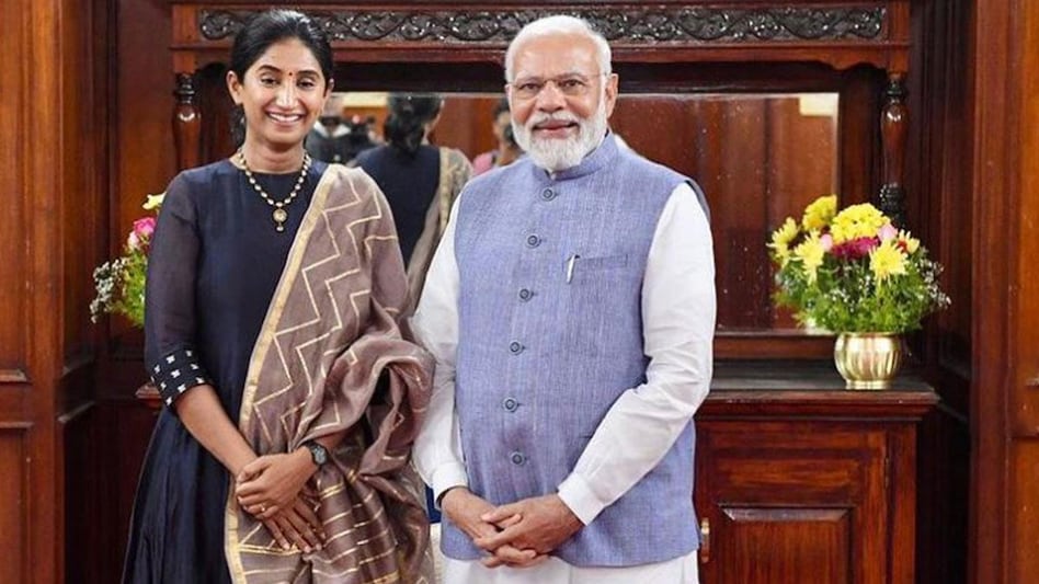 Jain can be seen standing next to PM Modi in the accompanying photo. Jain can be seen standing next to PM Modi in the accompanying photo.