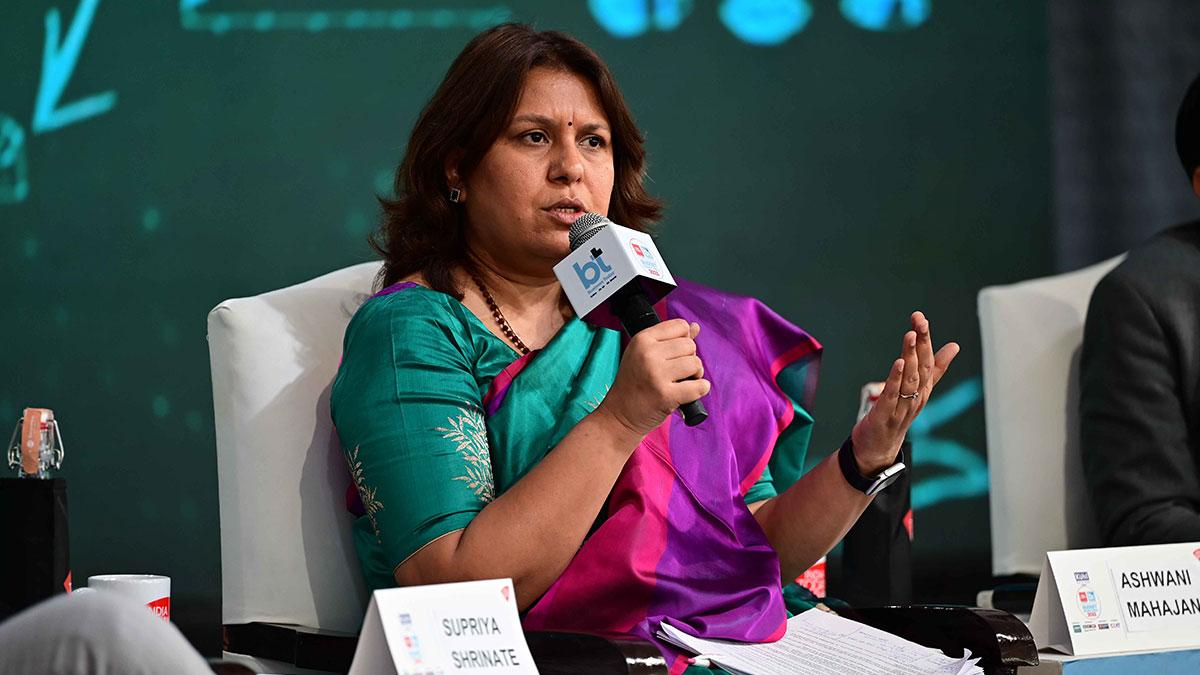 Retorting to Trivedi’s comments, Supriya Shrinate said that he did not name Adani even once Retorting to Trivedi’s comments, Supriya Shrinate said that he did not name Adani even once