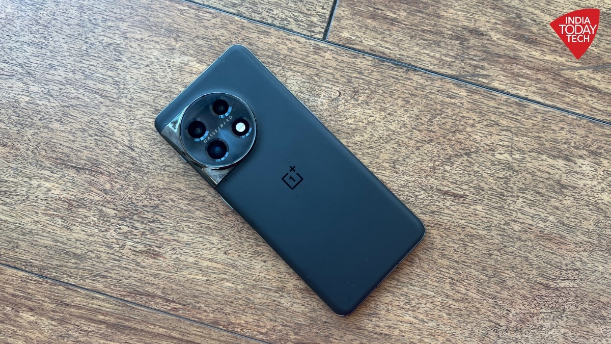 OnePlus 11 is the cheapest Snapdragon 8 Gen 2 phone in India, launched at Rs 56,999