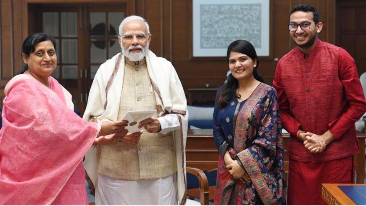 Agarwal will reportedly tie the knot next month. (Image: Twitter) Agarwal will reportedly tie the knot next month. (Image: Twitter)