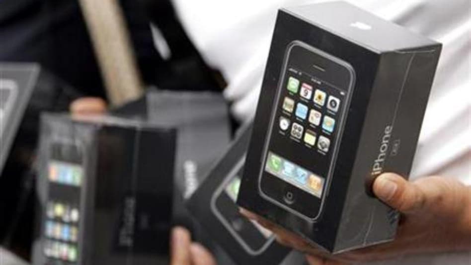 Decade old iPhone sells for a staggering amount of Rs 52 lakh Decade old iPhone sells for a staggering amount of Rs 52 lakh