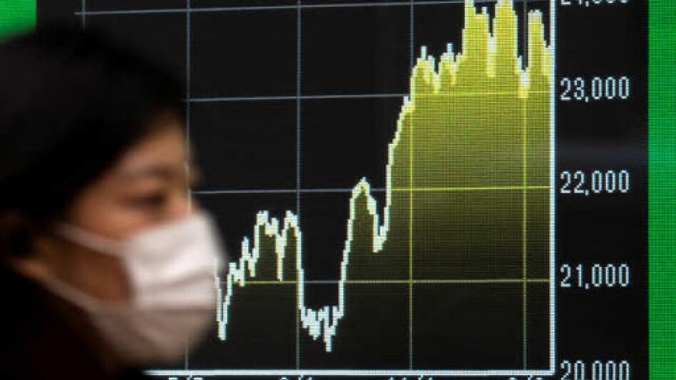 Adani Total Gas shares slump 51% in 7 sessions as group stocks continue to dwindle Adani Total Gas shares slump 51% in 7 sessions as group stocks continue to dwindle