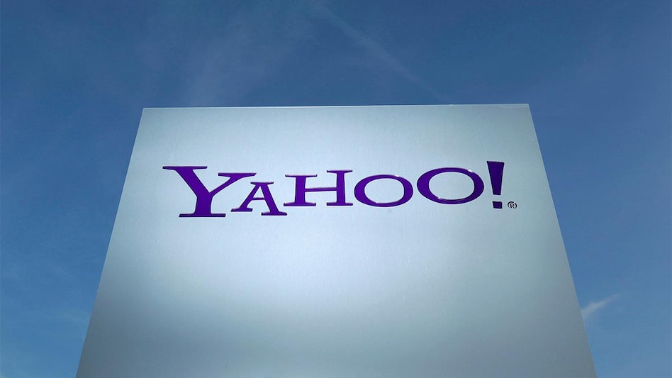 Yahoo lays off 20% of its staff Yahoo lays off 20% of its staff