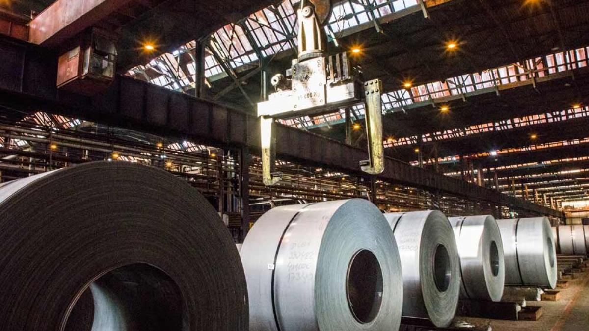 Vedanta, which held 64.92 per cent stake in Hindustan Zinc as of December 31, will earn Rs 7,132 crore in dividend payout. It held 2,74,31,54,310 shares in the company as of December-end. Vedanta, which held 64.92 per cent stake in Hindustan Zinc as of December 31, will earn Rs 7,132 crore in dividend payout. It held 2,74,31,54,310 shares in the company as of December-end.