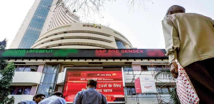Sensex crashes over 900 points: Rs 3.9L cr investor wealth lost; Balrampur Chini Mills, HAL & Adani Total Gas down up to 7% Sensex crashes over 900 points: Rs 3.9L cr investor wealth lost; Balrampur Chini Mills, HAL & Adani Total Gas down up to 7%