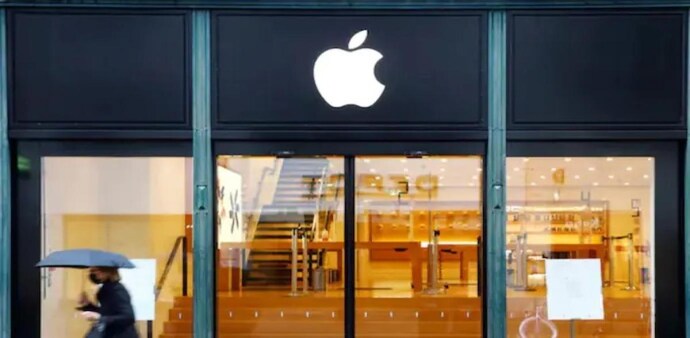 The data comes from Counterpoint Research's Global Monthly Handset Model Sales Tracker, which shows that Apple is the first brand to achieve such an accomplishment The data comes from Counterpoint Research's Global Monthly Handset Model Sales Tracker, which shows that Apple is the first brand to achieve such an accomplishment