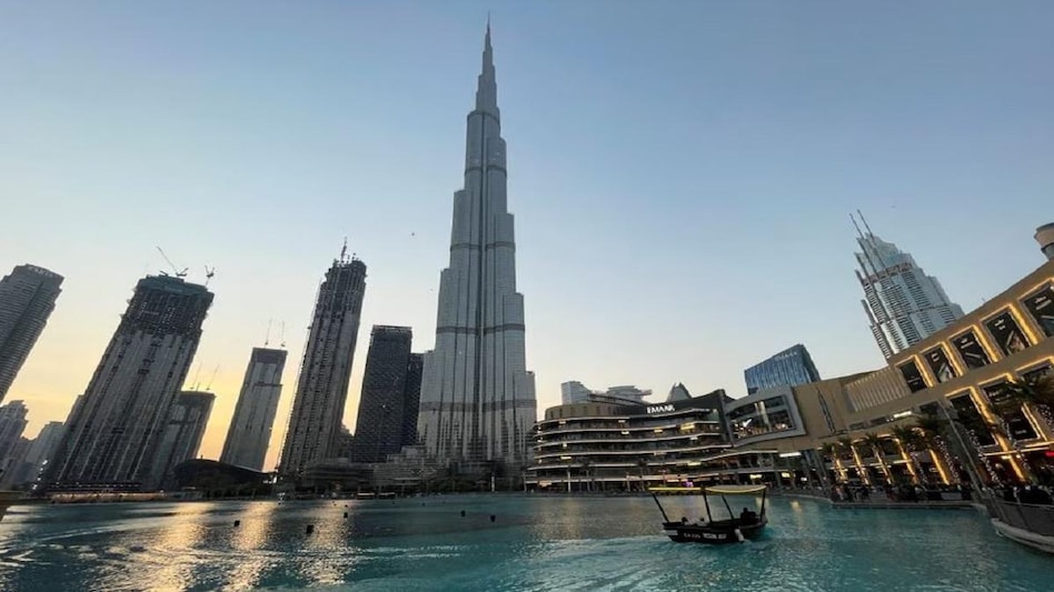 Ras Al Khaimah’s residents who have committed certain general offences, such as littering, throwing trash in public places, smoking in places that aren't designated for it, or toll-gate violations for trucks, etc., will receive a 50 per cent discount Ras Al Khaimah’s residents who have committed certain general offences, such as littering, throwing trash in public places, smoking in places that aren't designated for it, or toll-gate violations for trucks, etc., will receive a 50 per cent discount